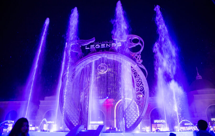 Land Of Legends Night Show